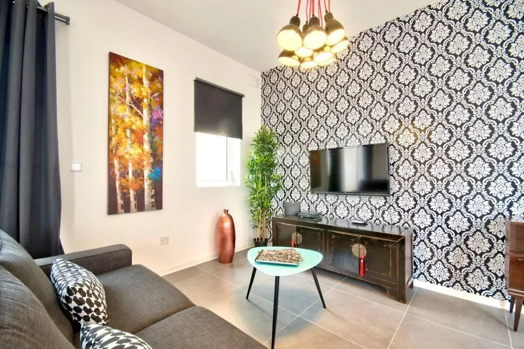 Valletta Art Penthouse With Seaview Apartment