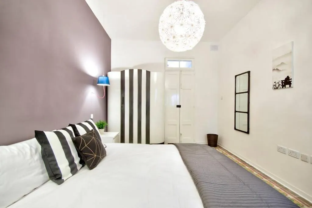 Valletta Art Penthouse With Seaview